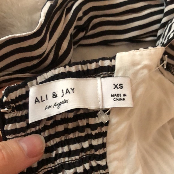 Jumpsuit! - Picture 6 of 7